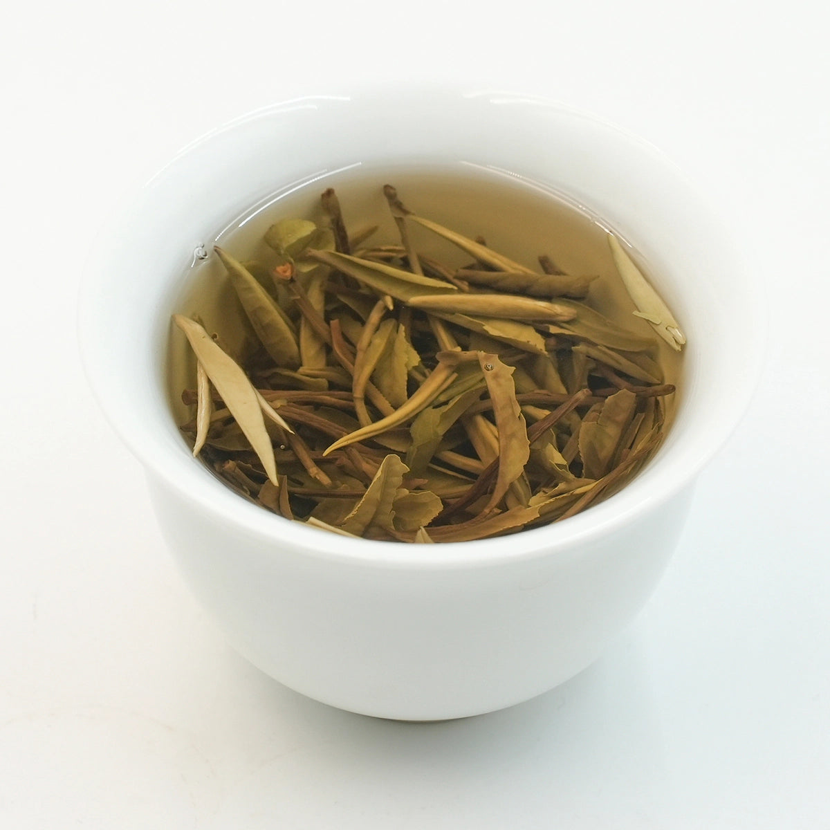 Chinese Wild White Tea From Fujian Fuding For Afternoon